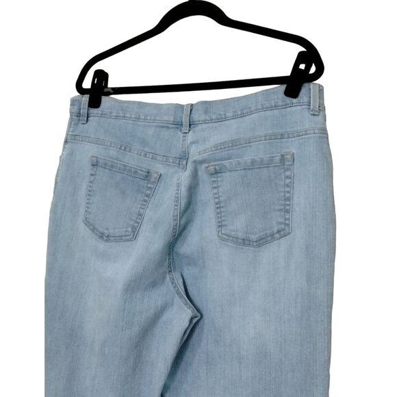 Gloria Vanderbilt Amanda Womens Size 16 Average Light Blue Denim Jeans - Picture 5 of 8